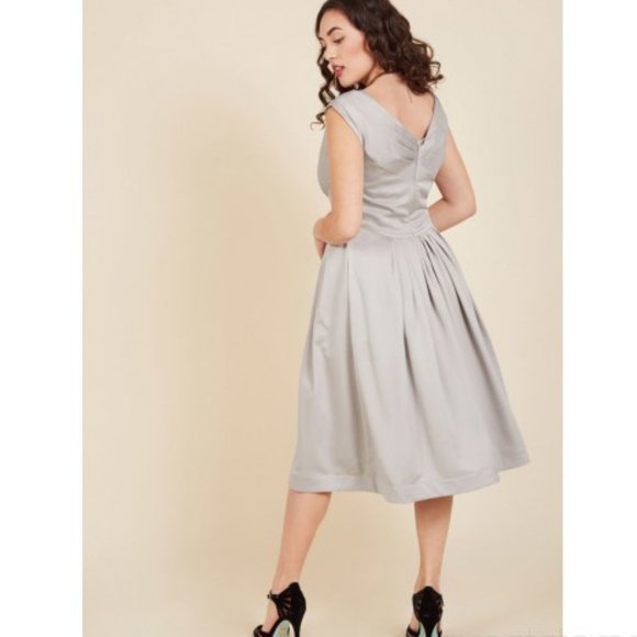 Emily & Fin Midi Dress - Smokey Grey - Picture 2 of 5